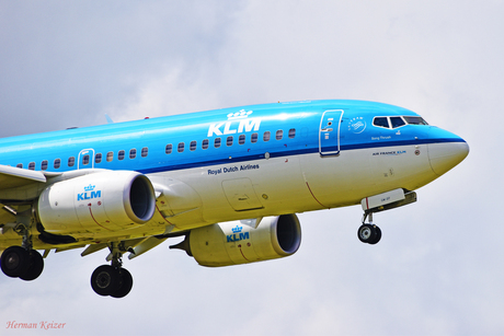 KLM Boeing 737-7K2 PH-BGW