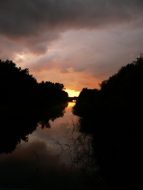 licht aan 't end van de sloot