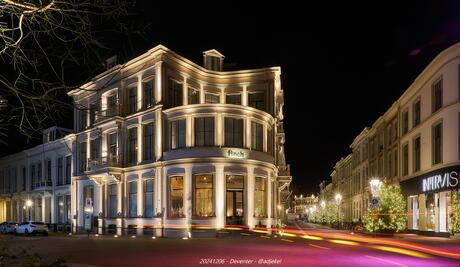 Hotel Finch in Deventer bij avond