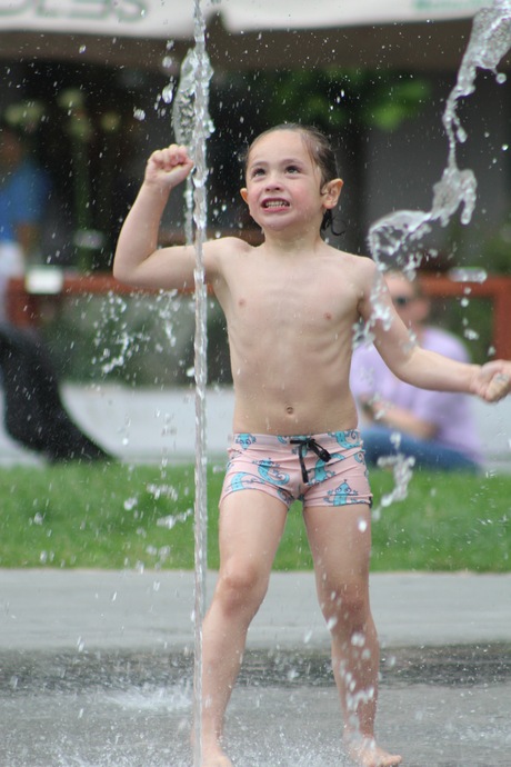 Goede oude tijd : Lekker springen in het water