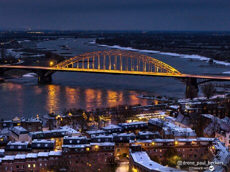 Waalbrug , Nijmegen