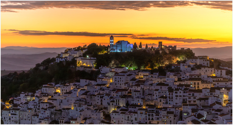 Zonsondergang Casares.