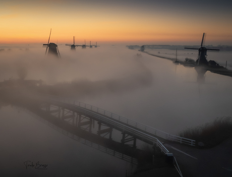 Sunrise at Kinderdijk 