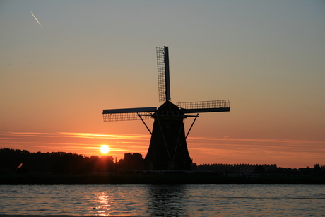 Summernight windmill