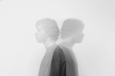 Dromerige zwart-witfoto 