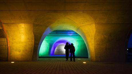 kleurrijke tunnel