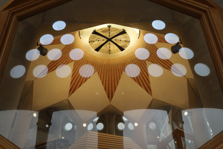 Wit spiegelend daglicht