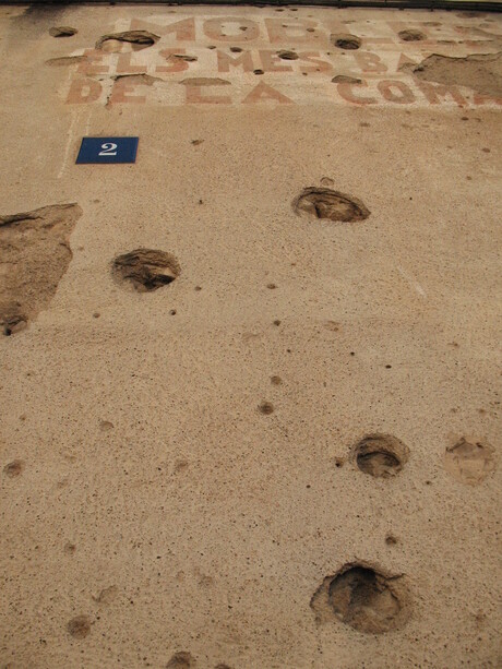 oude muur in Figueres