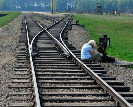 Verdriet in Auschwitz...