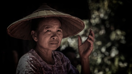  Vrouw in Myanmar