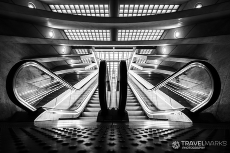 Architectuur Lijnenspel Station Luik