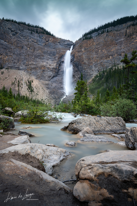 Takakkaw Falls