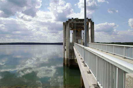 Barrage d Aube Lac du Temple