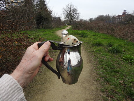 Zelfportret als poort naar het Romeins voedselbos, Nijmegen 2025- 2026