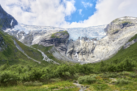 Bergesetbreen