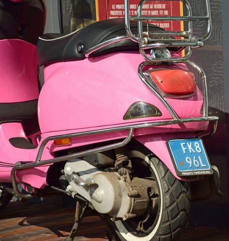 Scooter in roze.