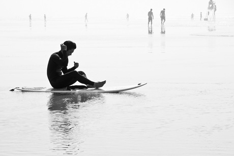 Surfer@Mimizan-Plage.sept2013.M.Verzellenberg.jpg