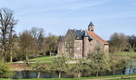 Kasteel Waardenburg