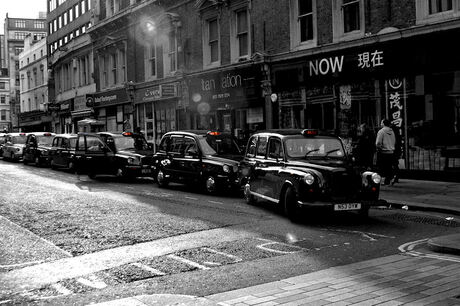 Black Cabs in line