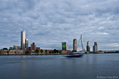 Skyline Rotterdam at night