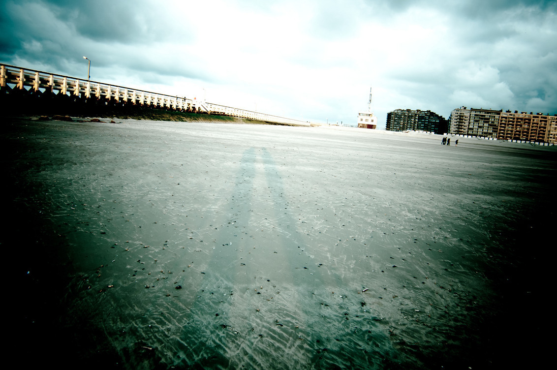 Schaduwen - - - foto door cciel op 25-05-2010 - deze foto bevat: strand, zee