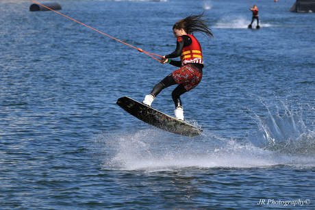 Waterskister