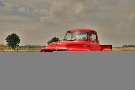 HDR Ford F100