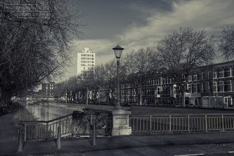 Stilte aan de Conradkade – Brug bij de Weimarstraat, Den Haag