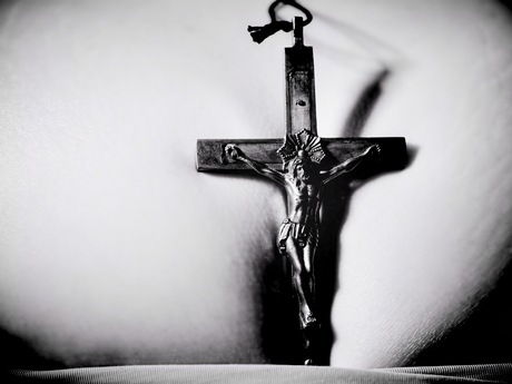 The cross on the rear