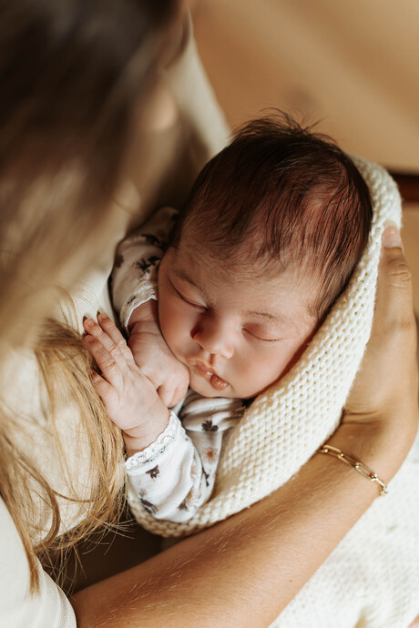 Pure newborn shoot in de tuin - behind the scenes