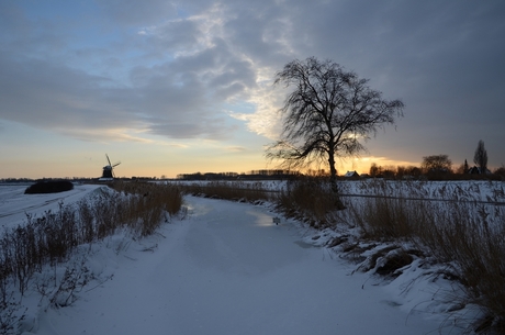 Molens aan de Rotte, winterlandschap.