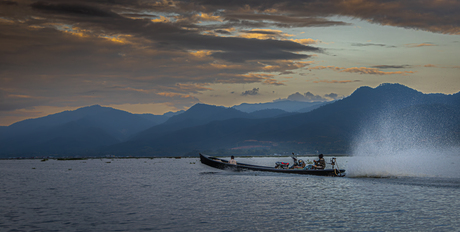 view of the inle lake