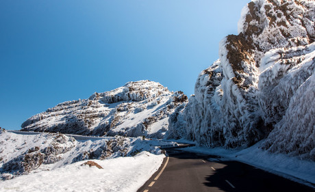 La Palma - sneeuw- en ijslandschap bij Roque de Los Muchachos