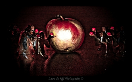 The Poisoned Apple