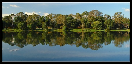 Weerspiegelingen in Angkor Wat