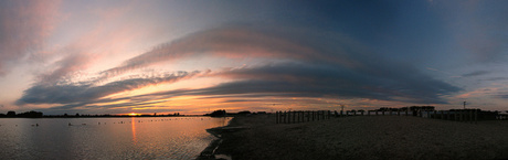 Stratocumulus lenticularis radiatus undulatis (CL5)