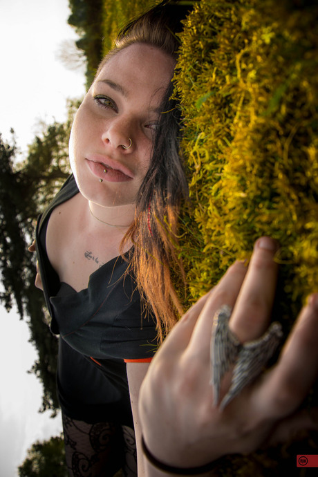 The world is round, and I'm on her side