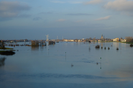 Hoog water in de IJssel