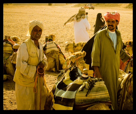 Bedoeïnen in de woestijn