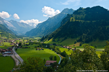 Panorama vanaf de Tellenburg in Zwitserland