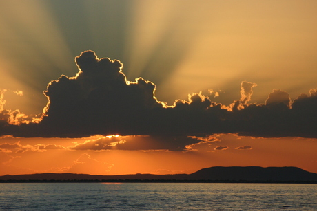 zonsondergang lake Turkana