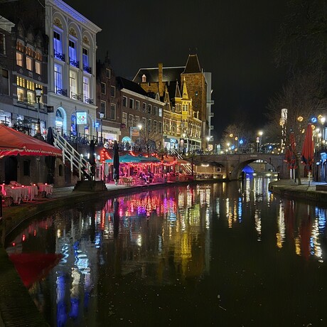 Utrecht bij avond 