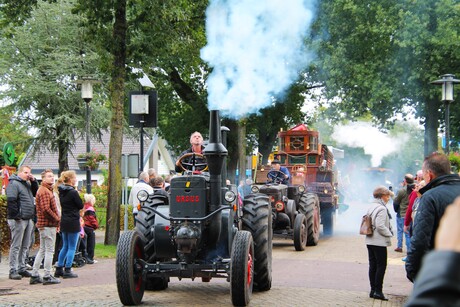 Flaeijeloptocht Nieuwehorne  Ursus