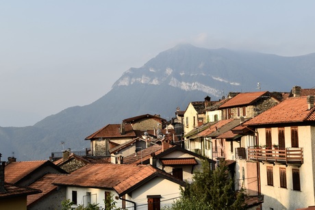 Italië in de ochtendzon 