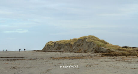 Weggeslgen duinenrij strand Schiermonnikoog.