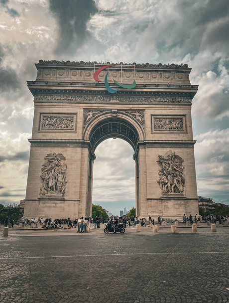 Arc de Triomphe 