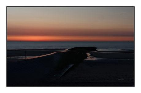 Zonsondrgang over de Noordzee