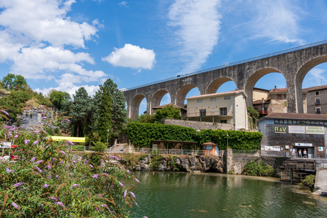 Aquaduct 1