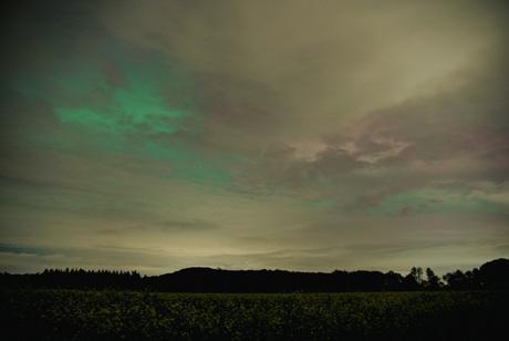 Achter de wolken schijnt het Noorderlicht...