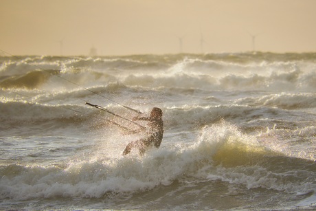 Kitesurfer 